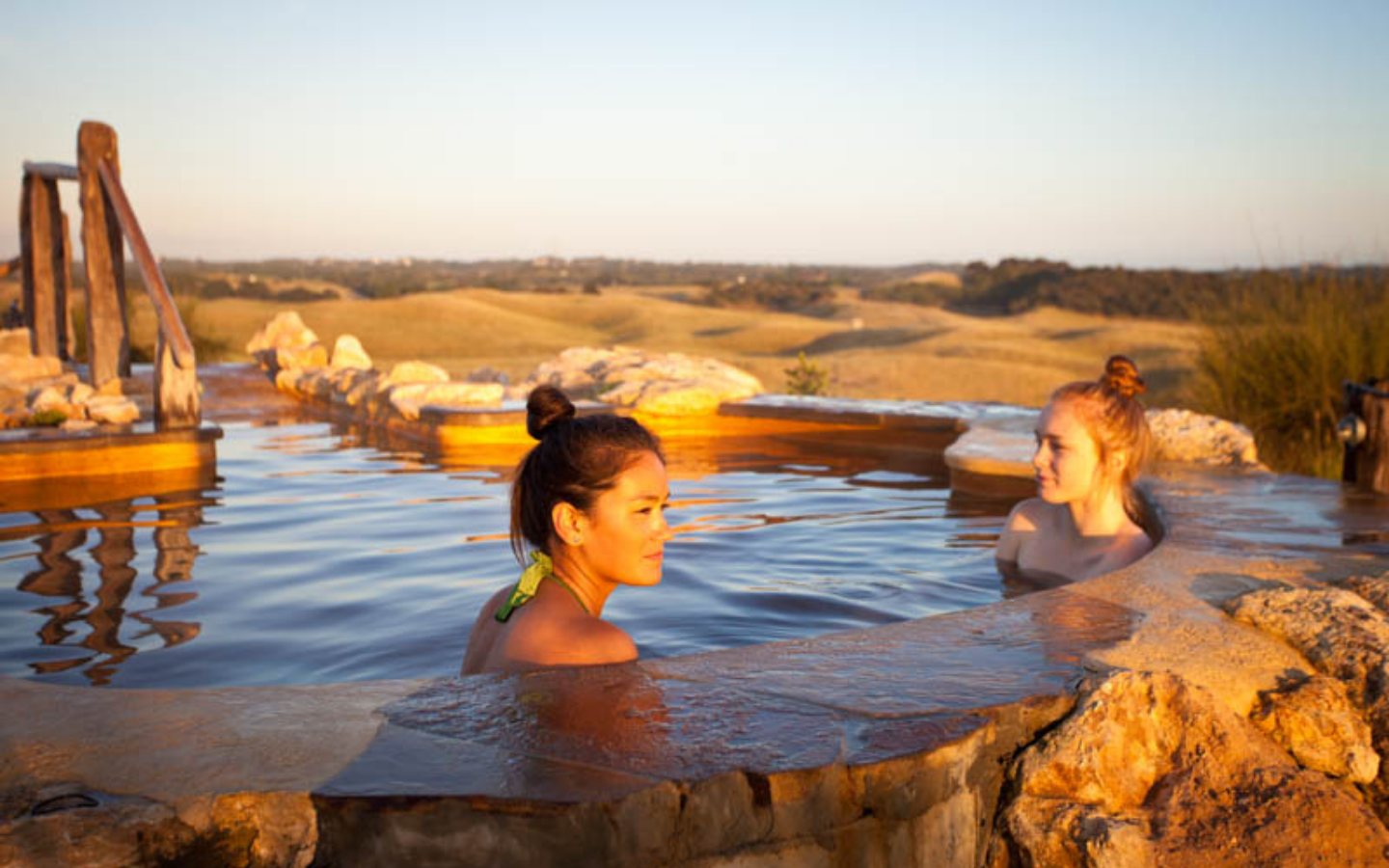 hilltop-pool-dusk.png