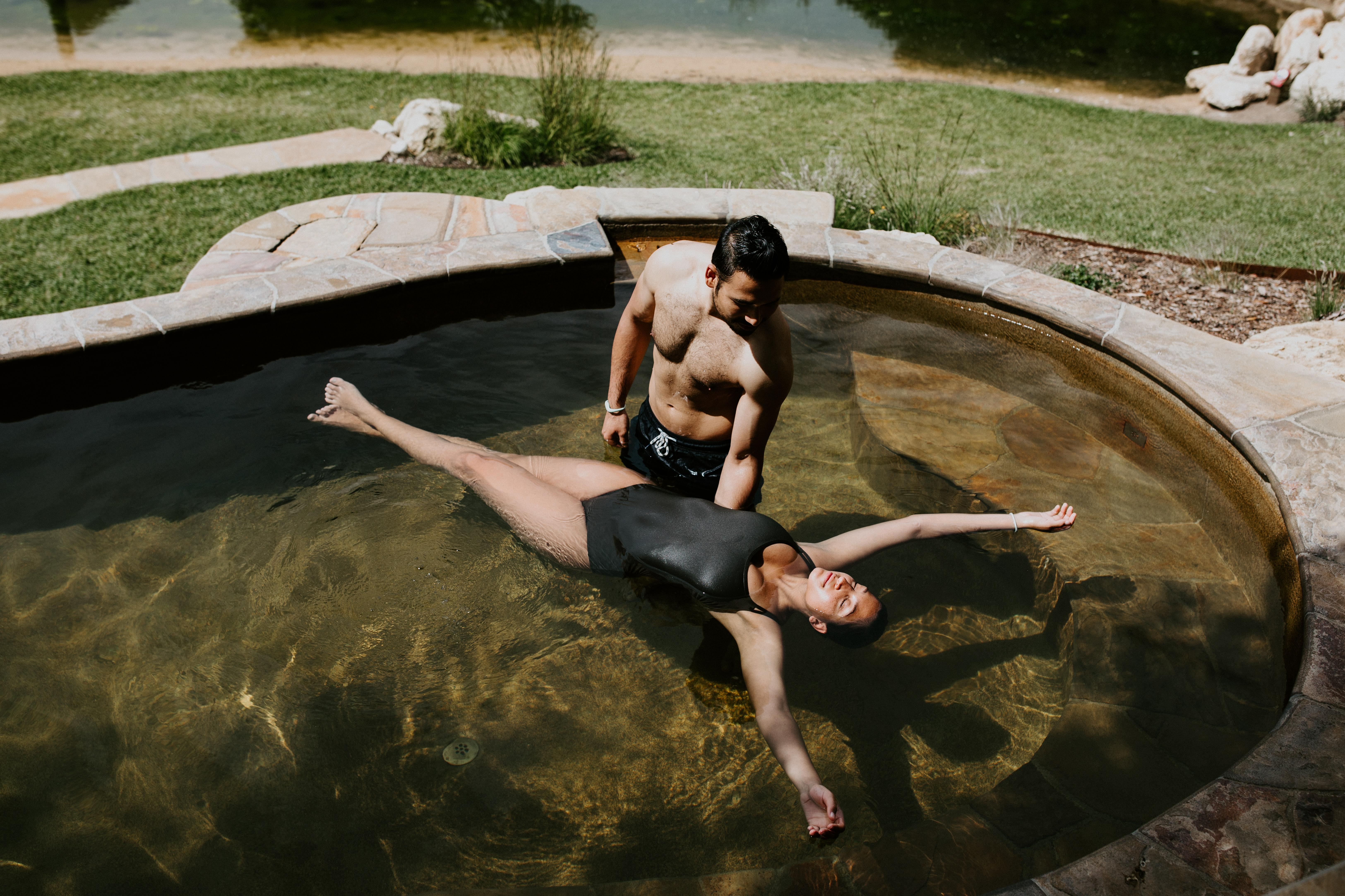 bath-house-amphitheatre-floating-sound-meditation-relax-to-underwater-song.jpg