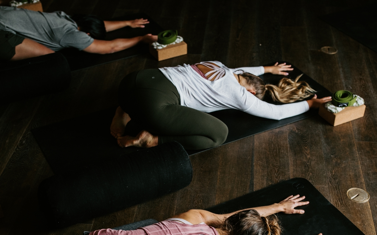 yoga-at-peninsula-hot-springs.jpg