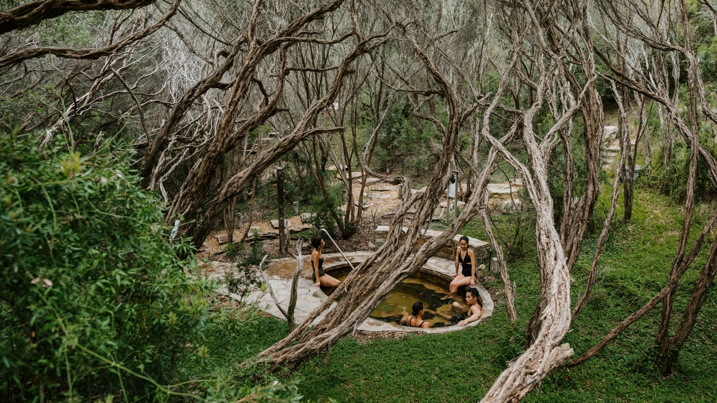 thermal-bathing-at-peninsula-hot-springs.jpg